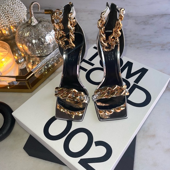 Versace Gold Medusa Chain Leather Sandal in Silver Mixed Metals - Picture 6 of 16